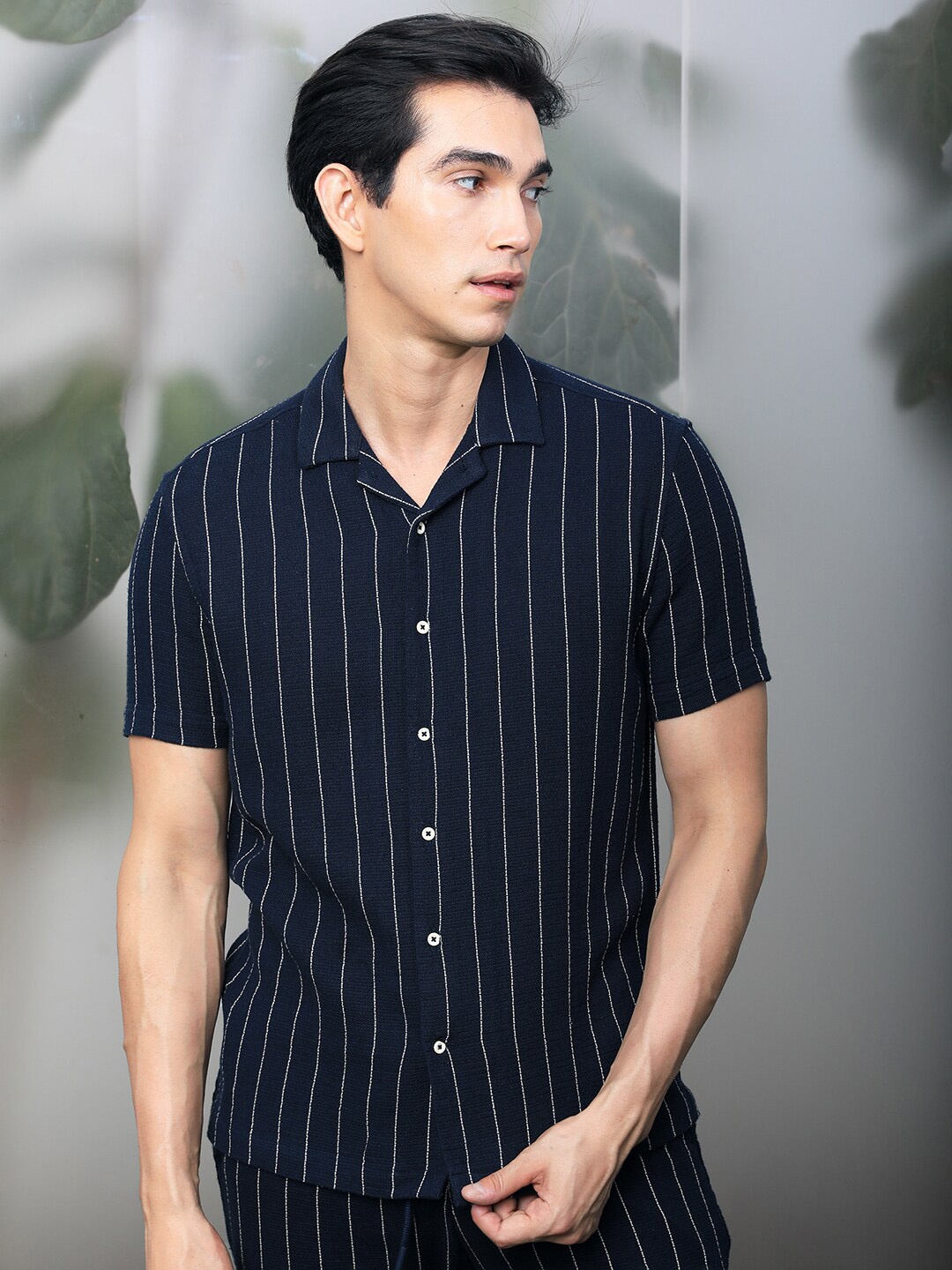 

RARE RABBIT Men Nano Striped Slim Fit Opaque Shirt, Navy blue