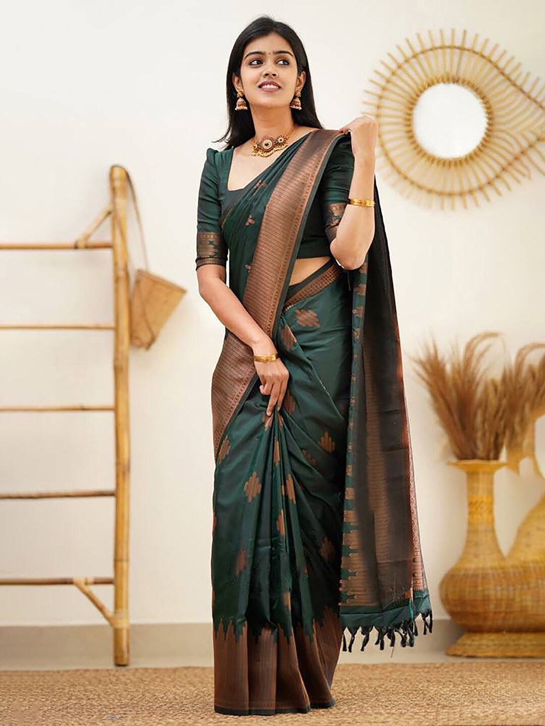 

KALINI Woven Design Ethnic Motifs Zari Banarasi Saree, Green