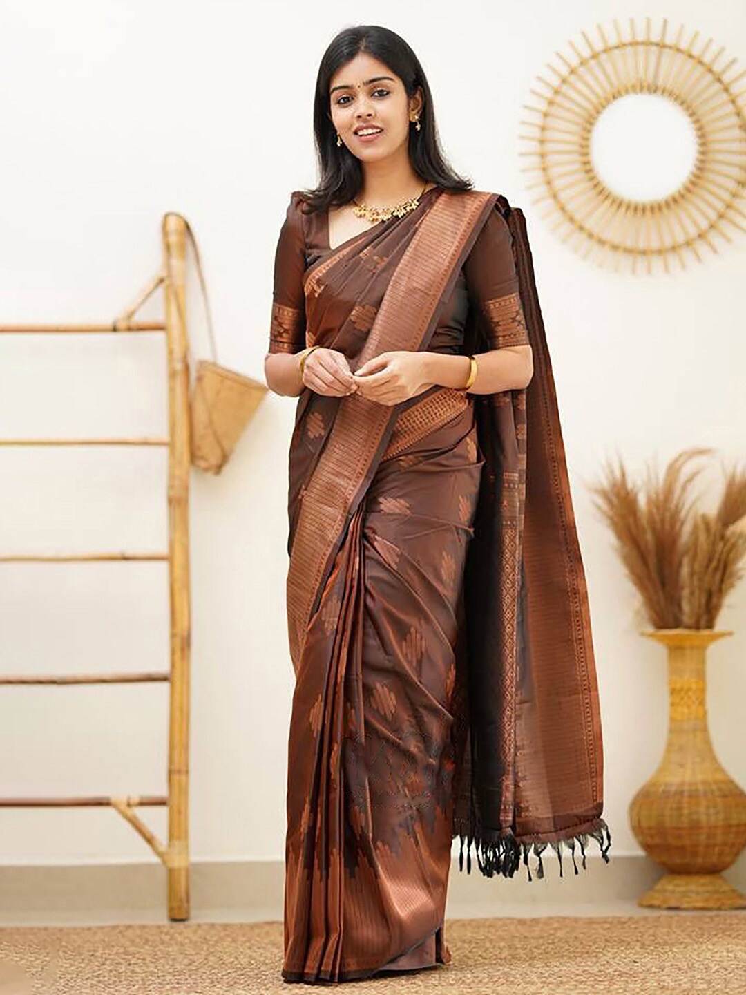 

KALINI Ethnic Motifs Woven Design Zari Banarasi Saree, Brown