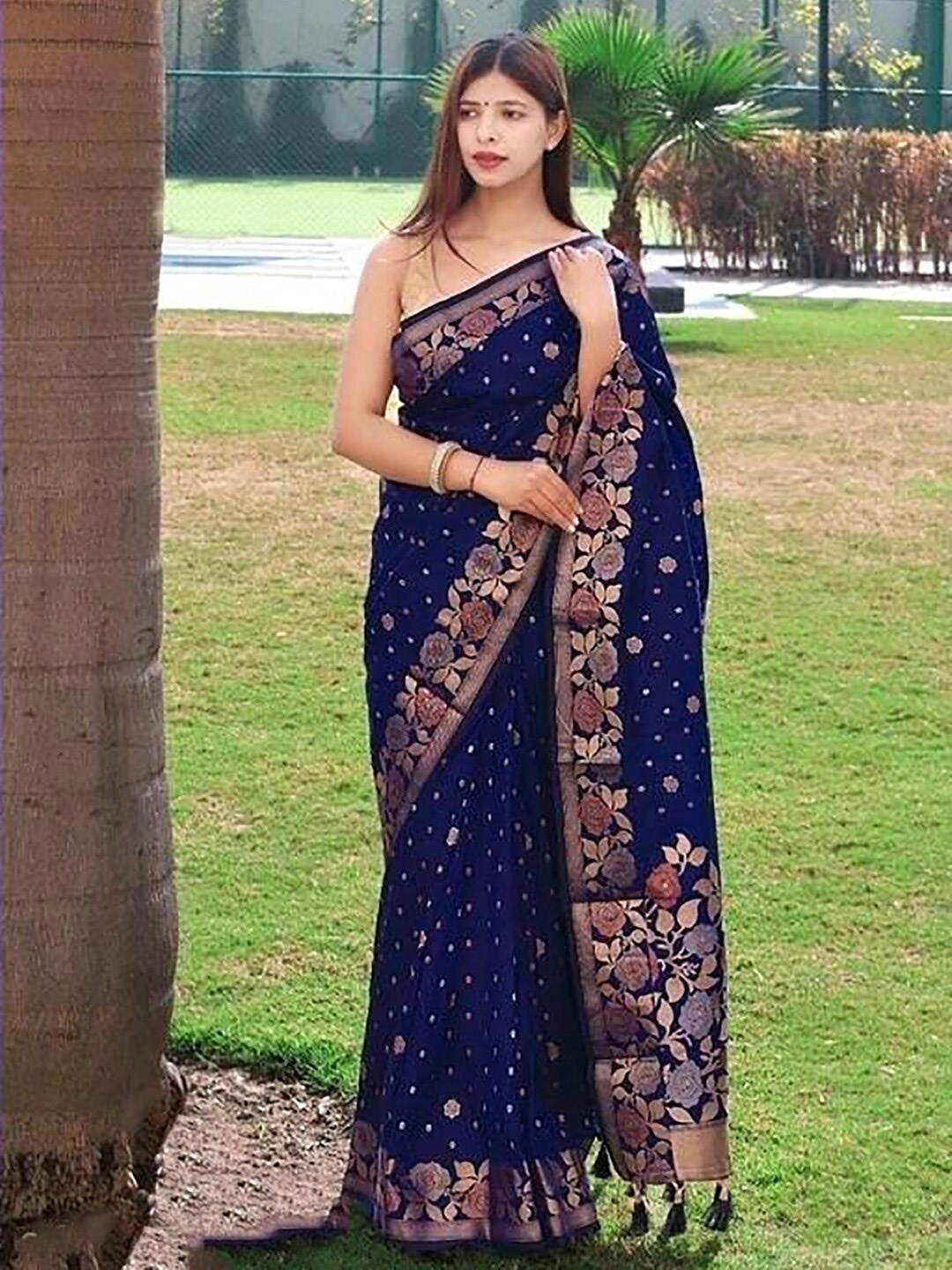 

KALINI Woven Design Zari Silk Blend Banarasi Saree, Navy blue