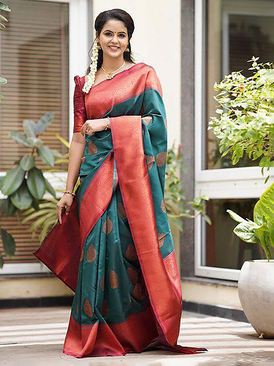 

KALINI Ethnic Motifs Woven Design Zari Kanjeevaram Saree, Teal