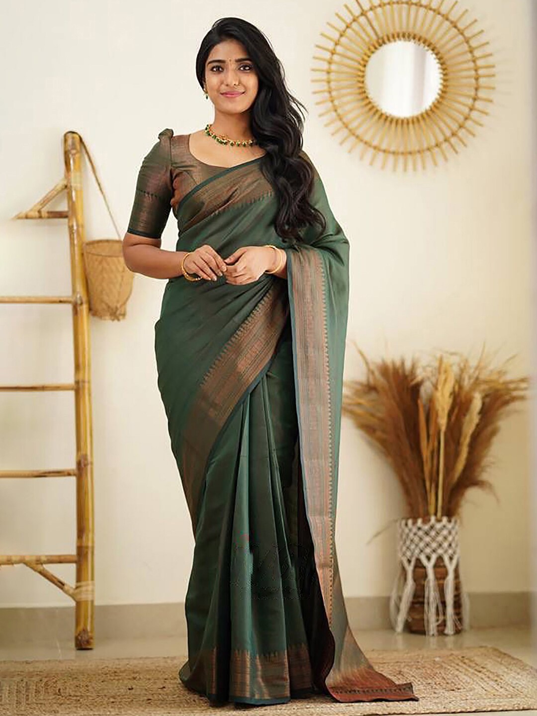 

KALINI Zari Banarasi Saree, Green