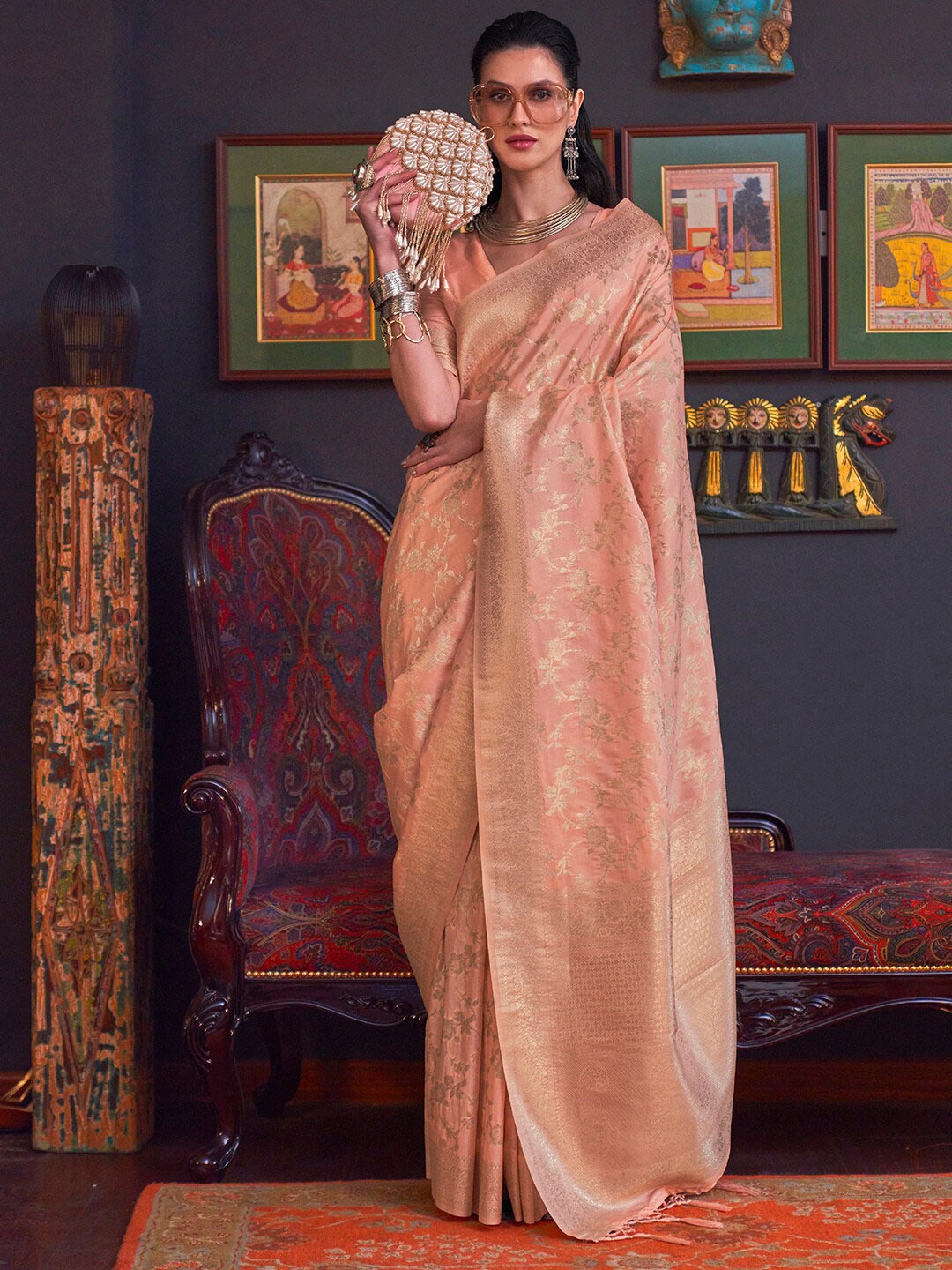 

Mitera Peach-Coloured & Gold-Toned Woven Design Zari Silk Blend Banarasi Saree