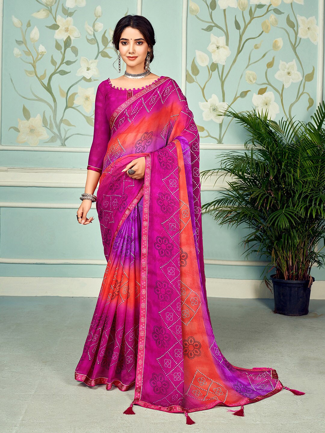 

Mitera Bandhani Poly Chiffon Bandhani Saree, Purple