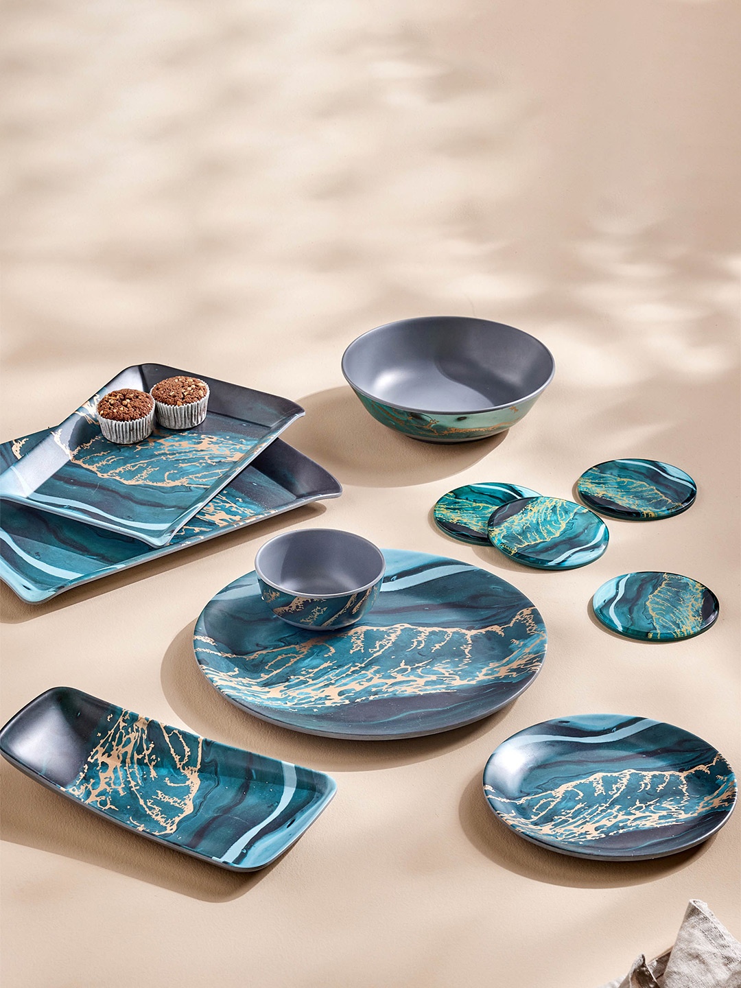 

Home Centre Blue & Black 1 Piece Printed Melamine Glossy Plates