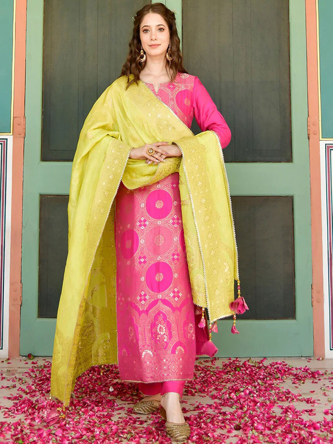

Lirose Ethnic Motifs Printed Banarsi Silk Kurta with Trousers & Dupatta, Pink
