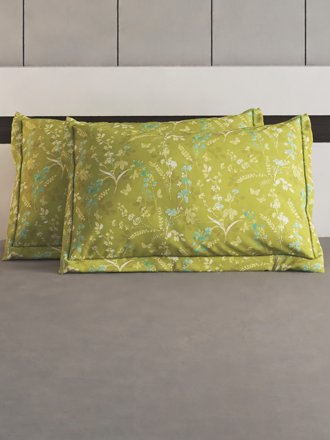 

Home Centre Colour Refresh Green 2 Pieces Printed Cotton Pillow Covers