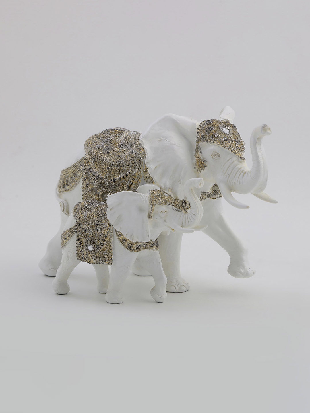 

Home Centre Corsica White Polyresin Elephant with Baby Figurine