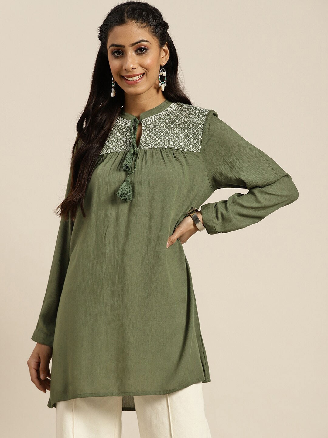 

Sangria Geometric Yoke Design Tie-Up Neck Kurti, Olive