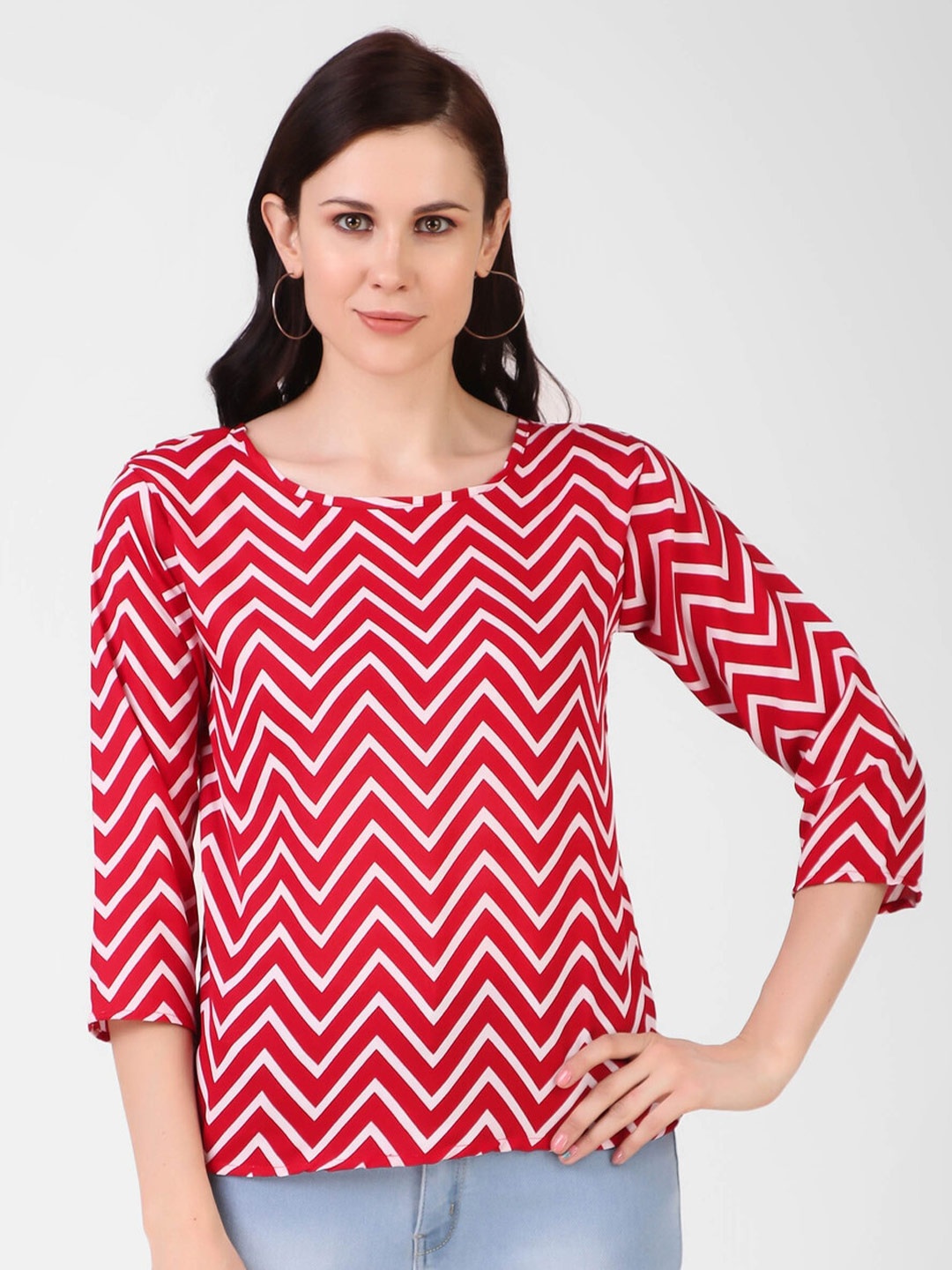 

KASHIAN Geometric Printed Regular Top, Red