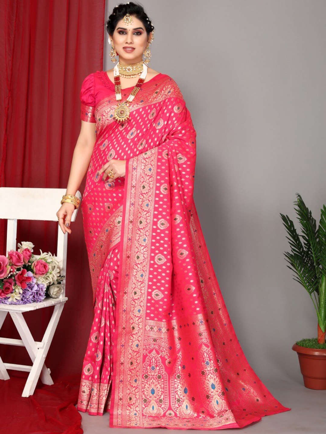 

VEERAX Woven Design Zari Pure Silk Banarasi Saree, Pink