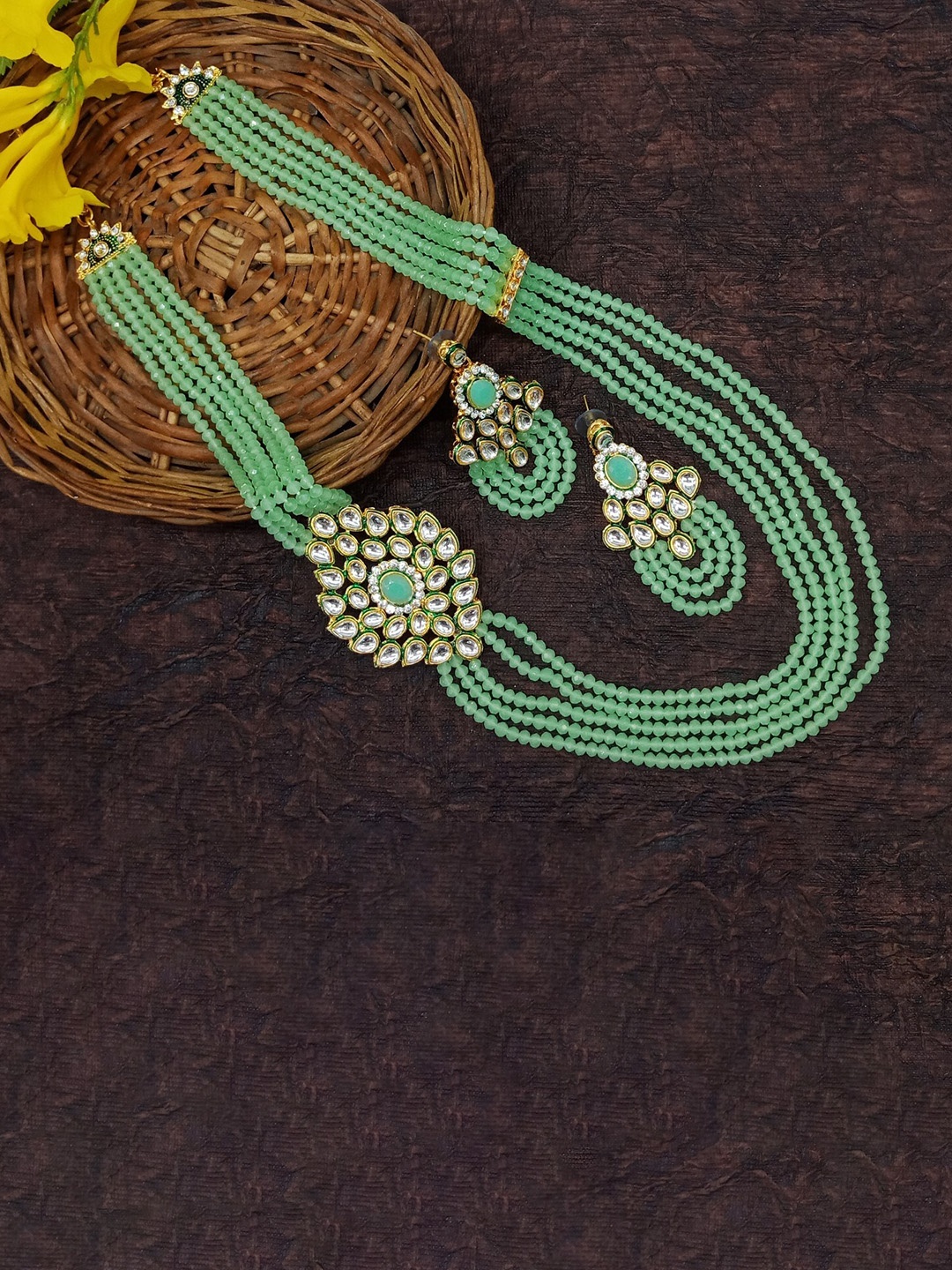 

AASHISH IMITATION Gold-Plated Stone Studded & Beaded Jewellery Set