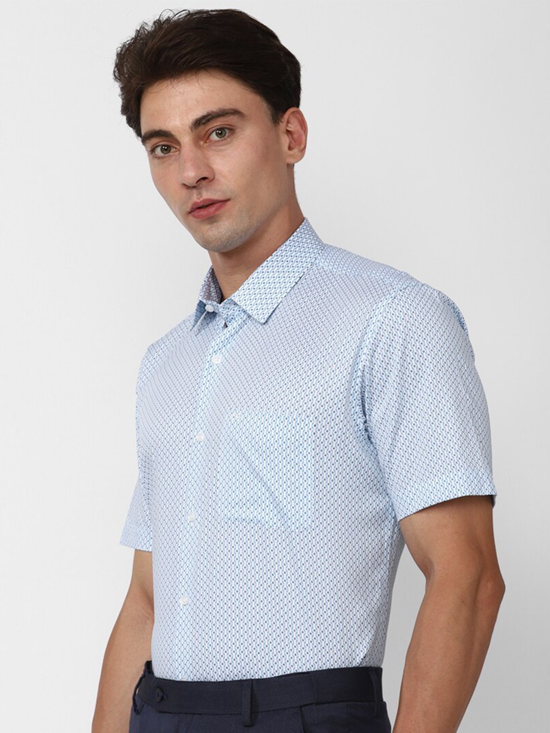 

Peter England Geometric Printed Cotton Shirt, Blue