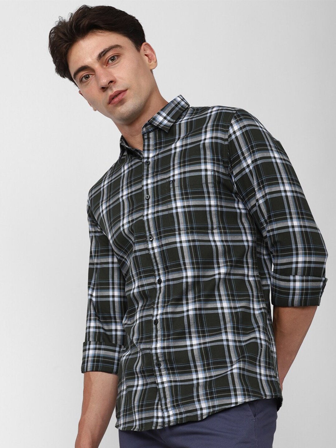 

Peter England Casuals Slim Fit Checked Pure Cotton Casual Shirt, Black