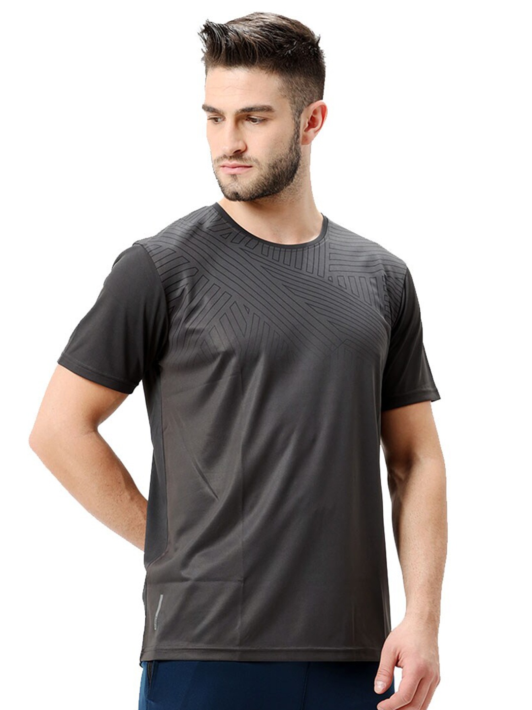 

Shrey Geometric Printed Sports T-shirt, Black