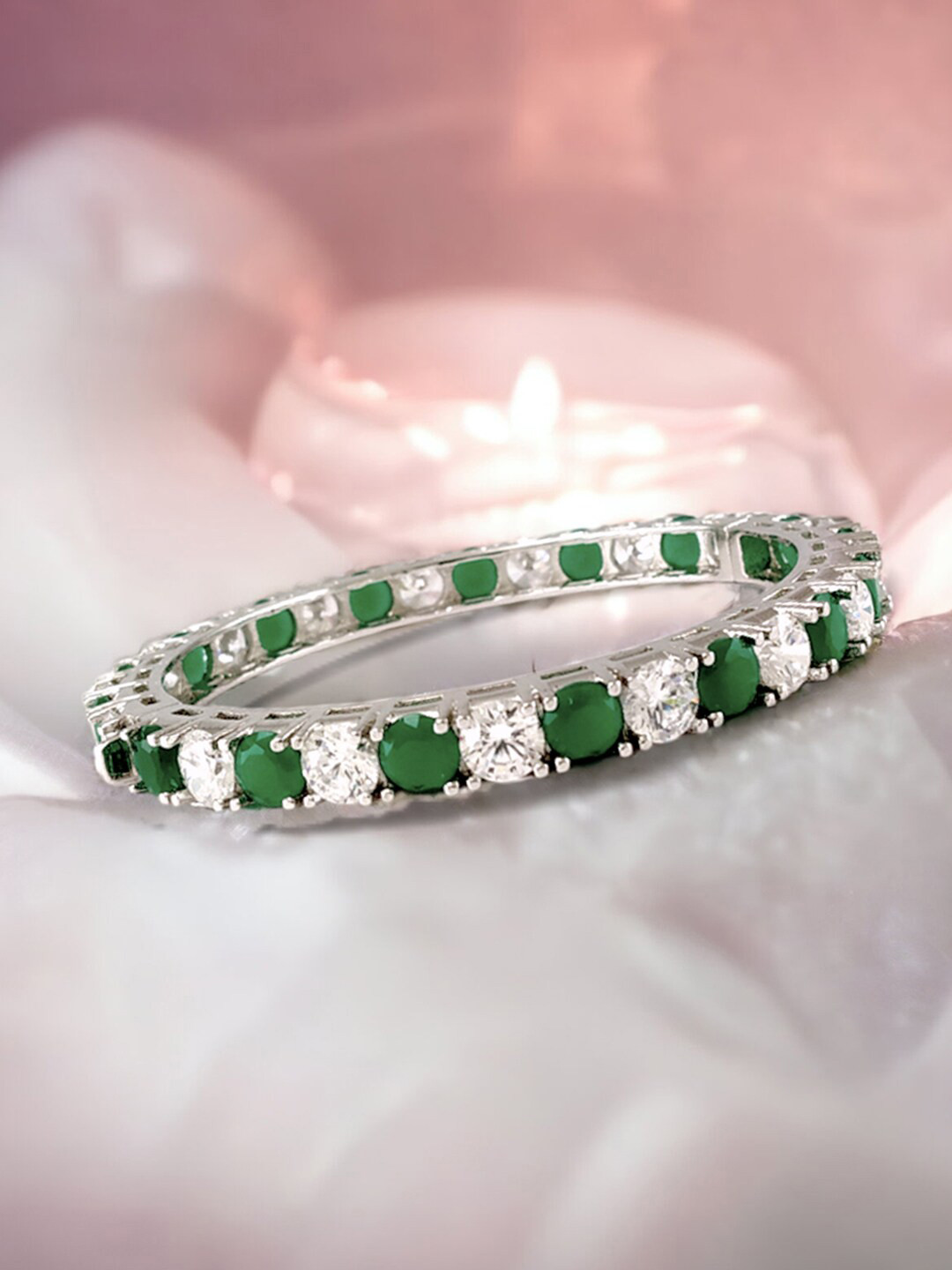 

Taraash 925 Silver Stone Studded Matrix Tennis Bangle