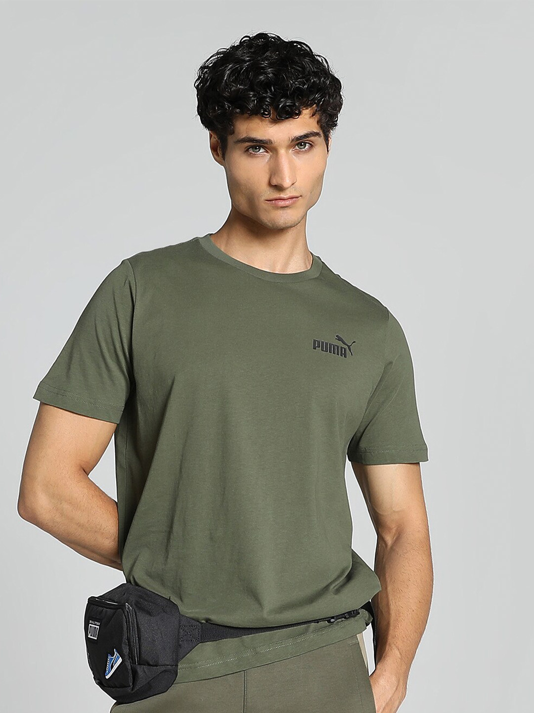 

Puma Essentials Small Logo-Printed T-Shirt, Olive