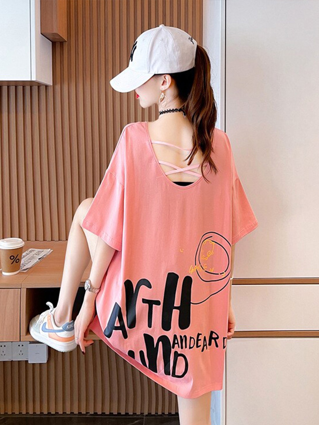 

BoStreet Pink Typography Printed Drop Shoulder Sleeves Longline T-Shirt