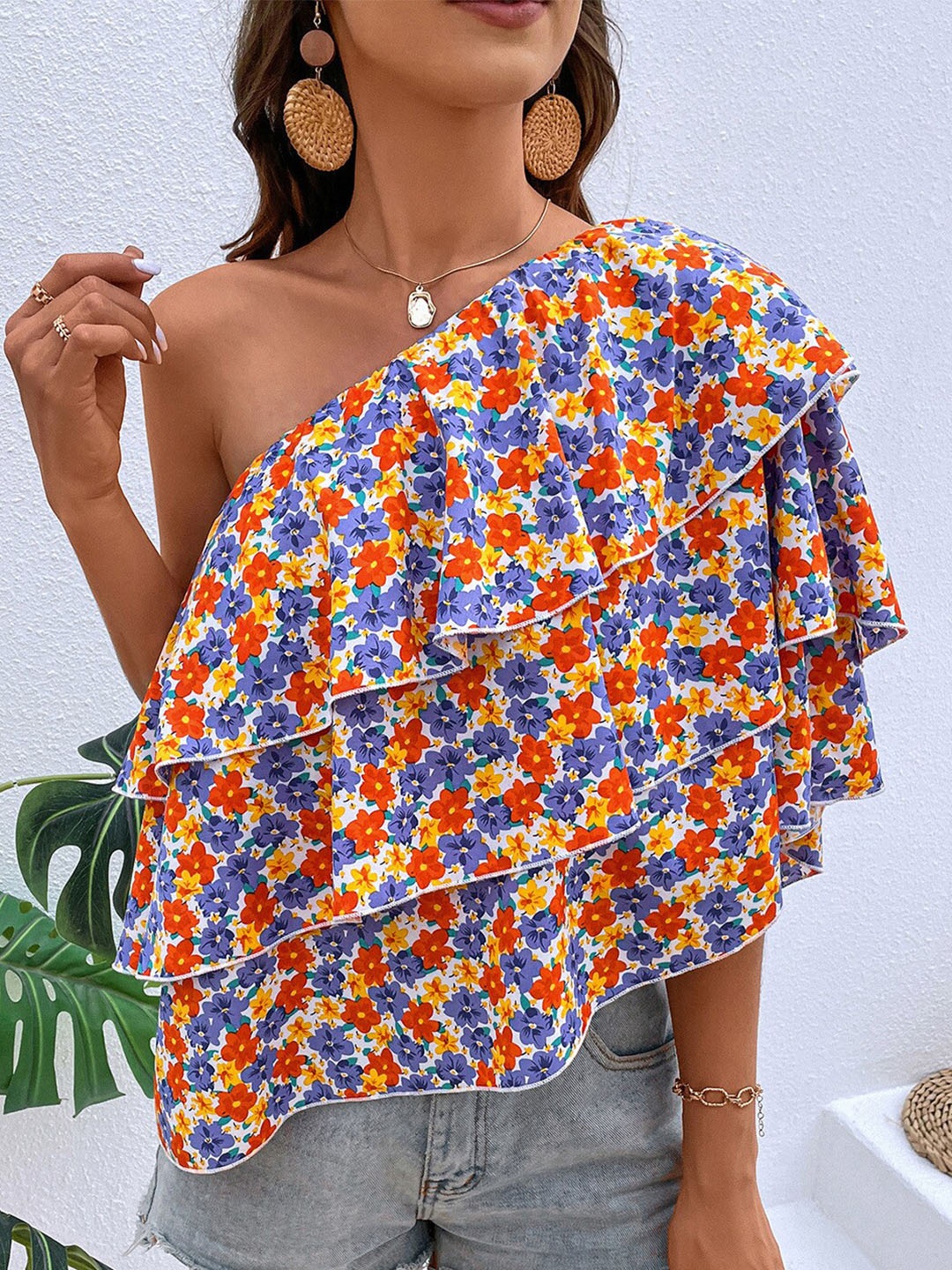 

StyleCast Blue Floral Printed One Shoulder Ruffles Top