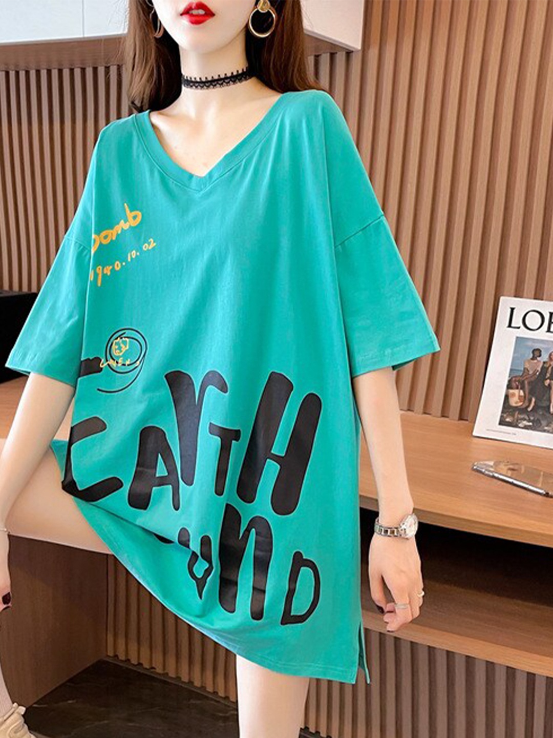 

BoStreet Typography Printed Drop Shoulder Longline Oversized T-Shirts, Green