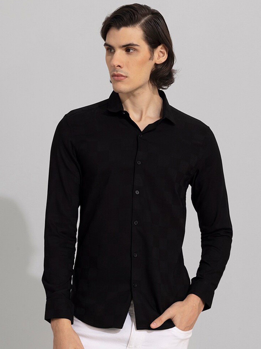 

Snitch Black Classic Slim Fit Cotton Casual Shirt