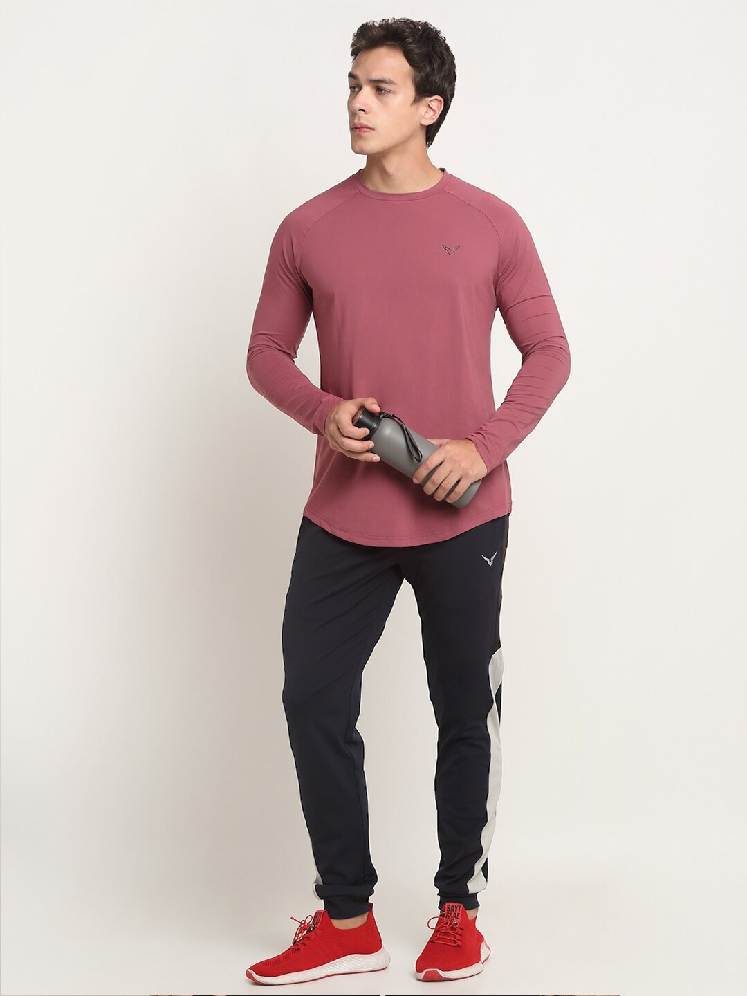 

Invincible Men Stretch Tee, Mauve