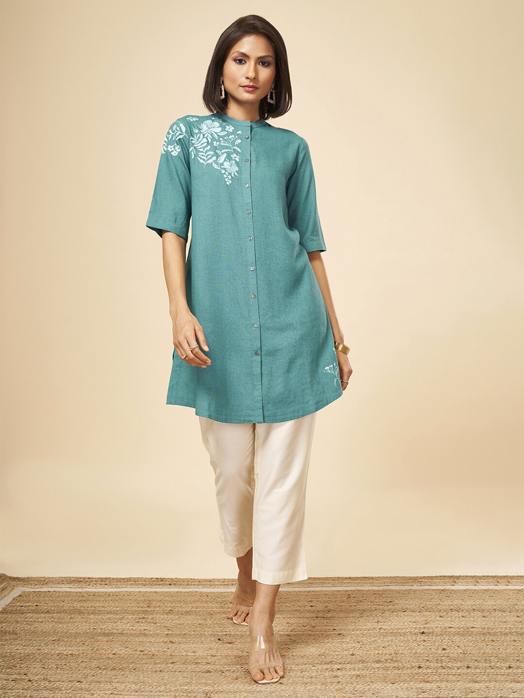 

Marigold Lane Floral Printed Mandarin Collar Tunic, Green