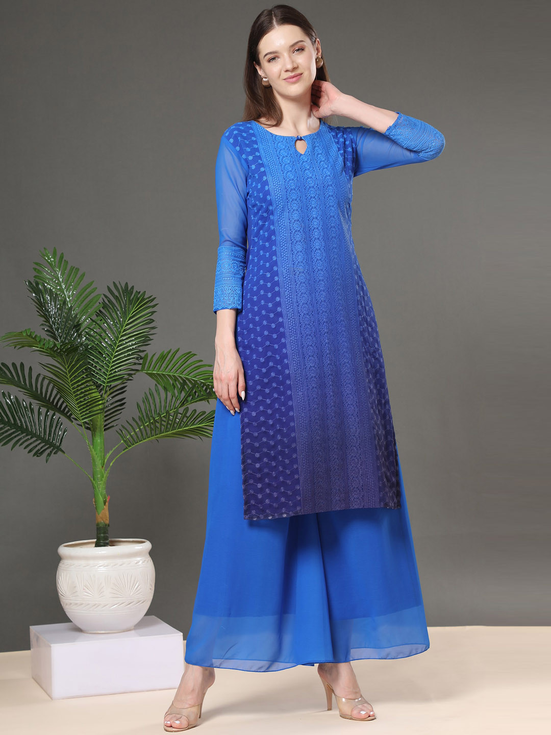 

KALINI Ethnic Motifs Embroidered Keyhole Neck Straight Kurta, Blue