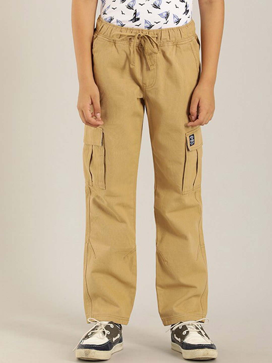 

Indian Terrain Boys Smart Mid-Rise Pure Cotton Cargos Trousers, Brown
