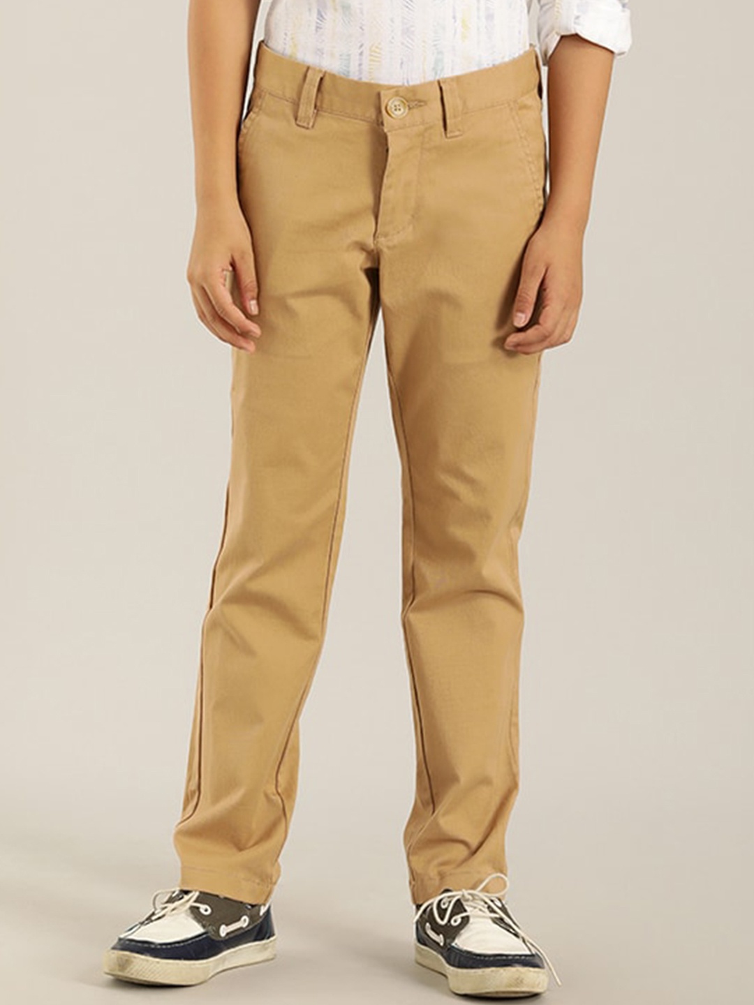 

Indian Terrain Boys Smart Mid-Rise Pure Cotton Chinos Trousers, Brown