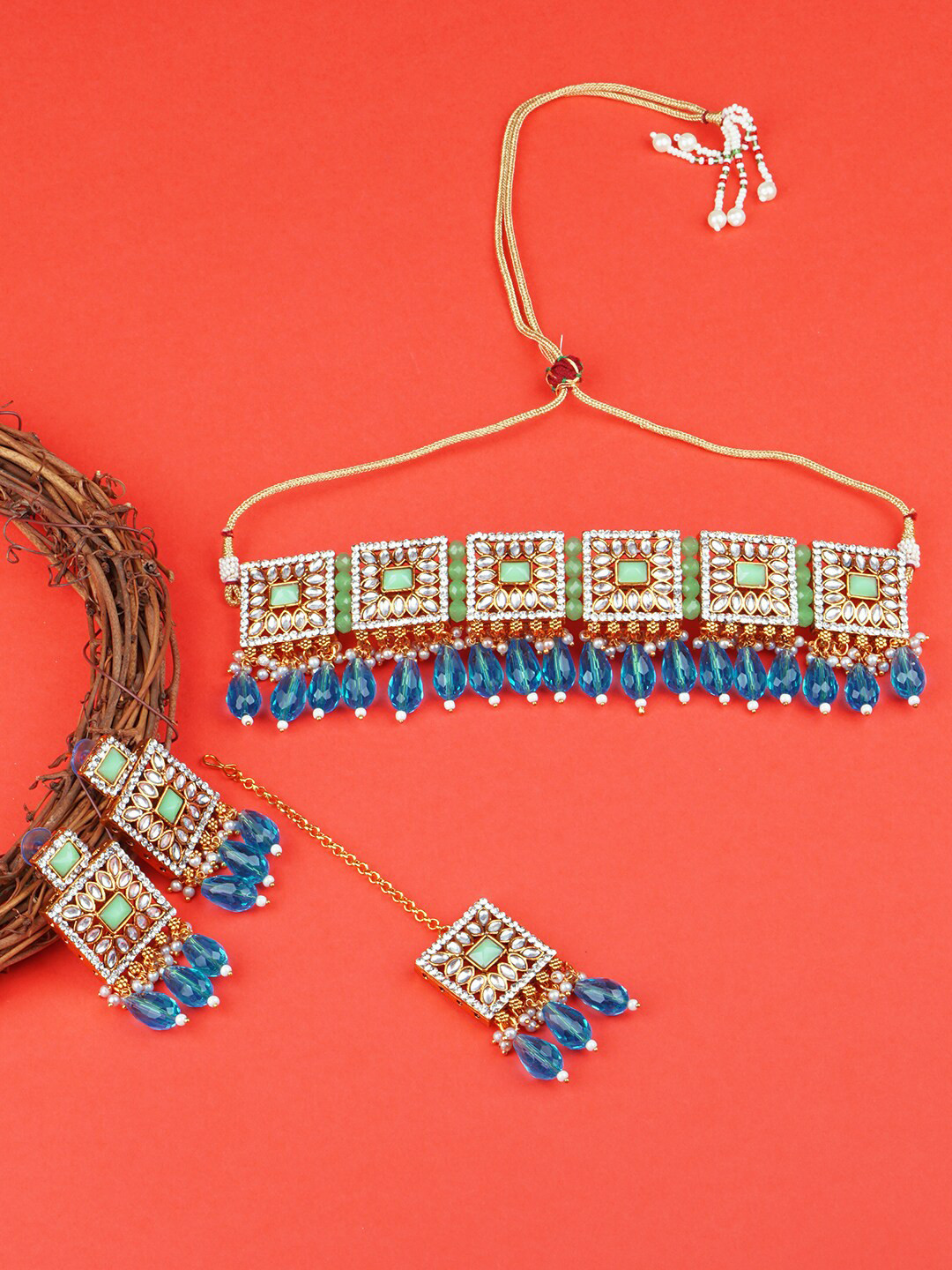 

Matushri Art Gold-Plated Kundan Stuuded Choker Jewellery Set
