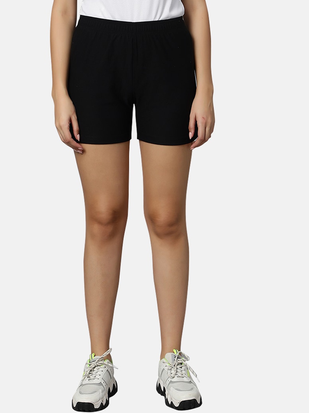 

Omtex Women Mid-Rise Outdoor Sports Shorts, Black
