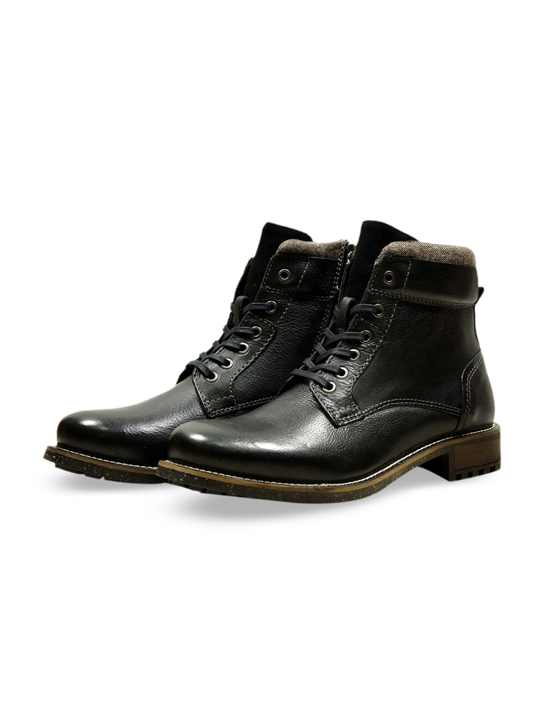 

HX London Men Textured Mid-Top Leather Regular Boots, Black