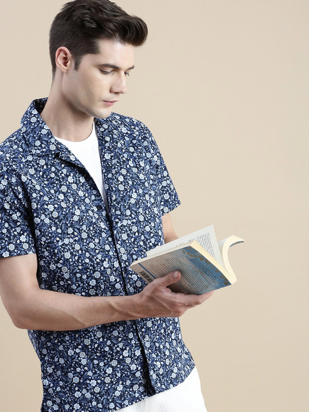 

INVICTUS Floral Printed Comfort Slim Fit Cotton Casual Shirt, Navy blue