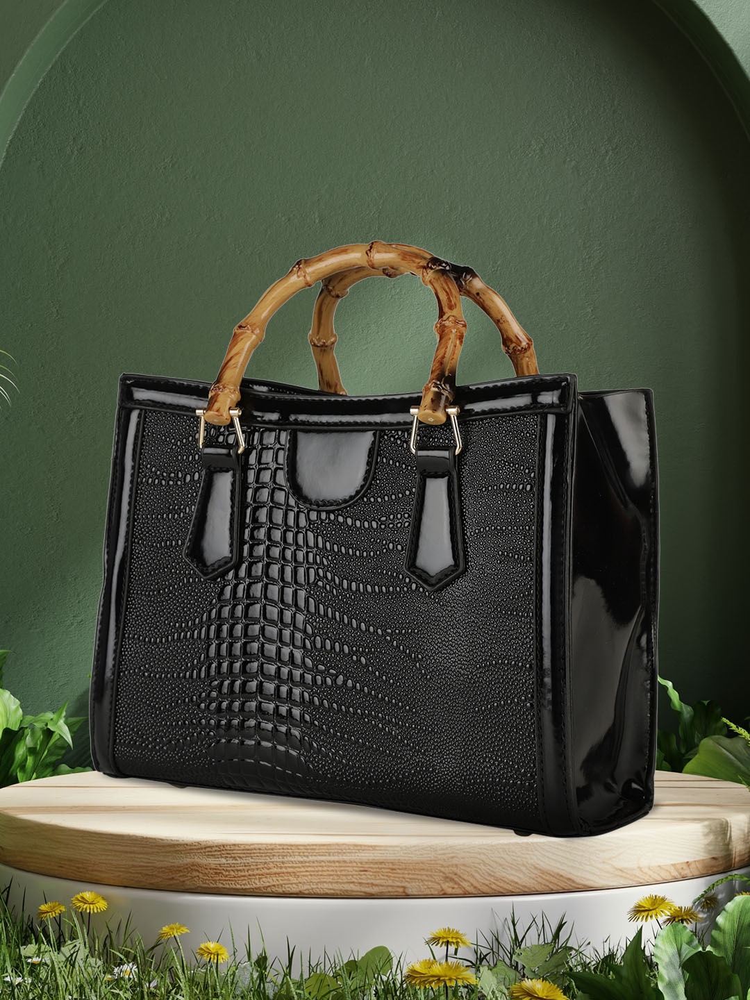 

MINI WESST Textured Structured Handheld Bag, Black