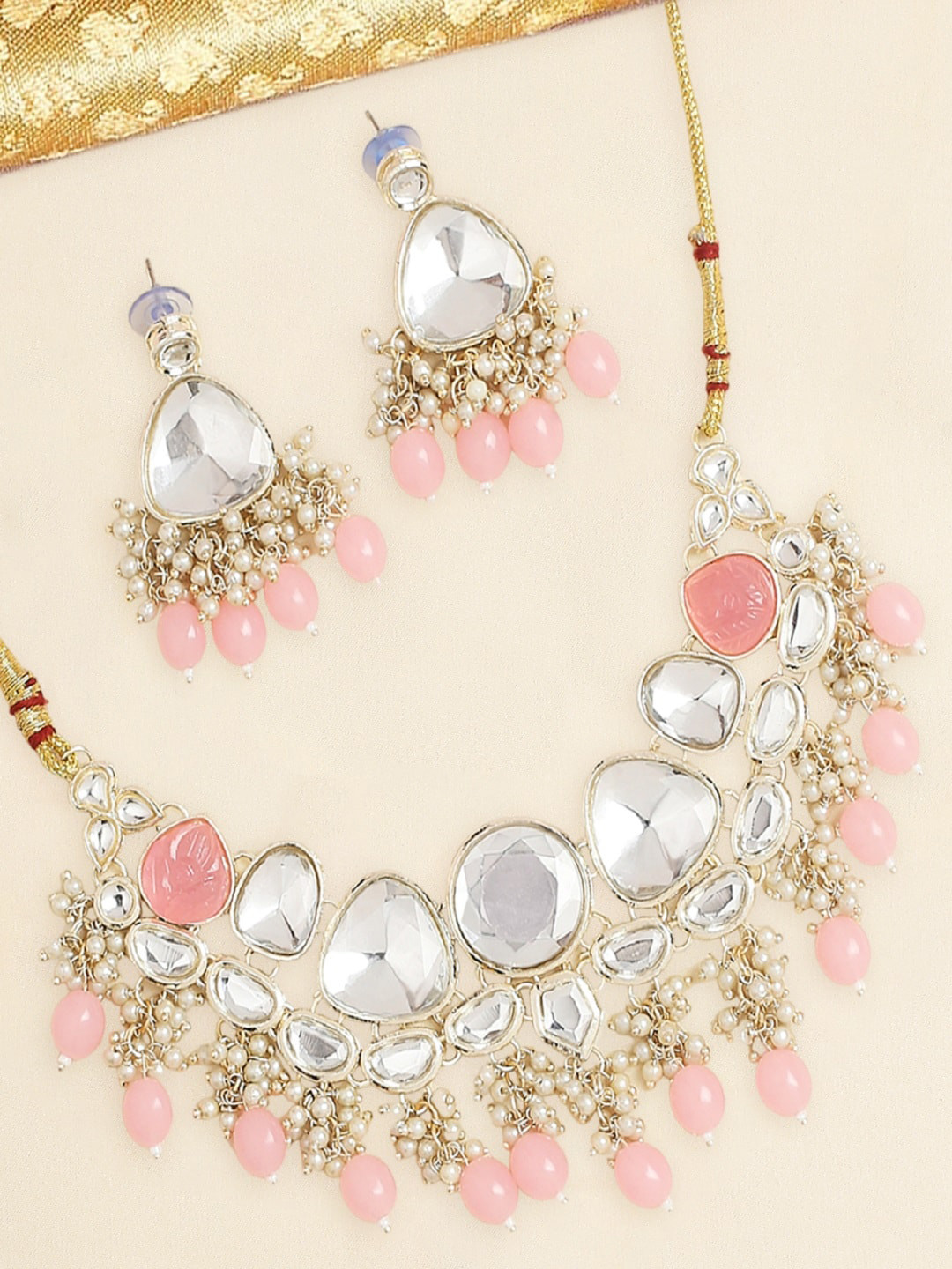 

OOMPH Ethnic Choker Jewellery Set, Gold