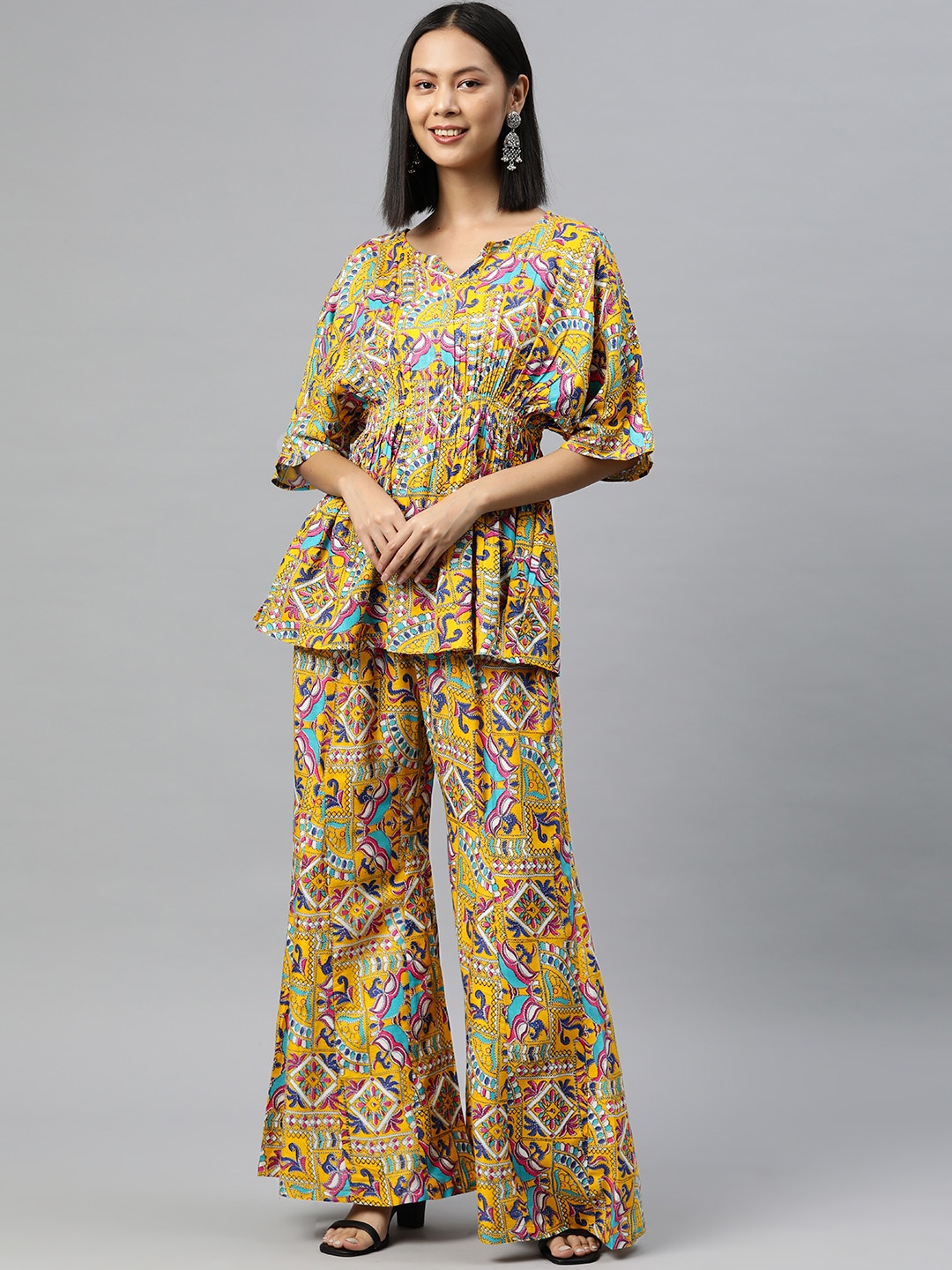 

Rang Gali Women Quirky Printed Pure Cotton Co-Ords, Yellow