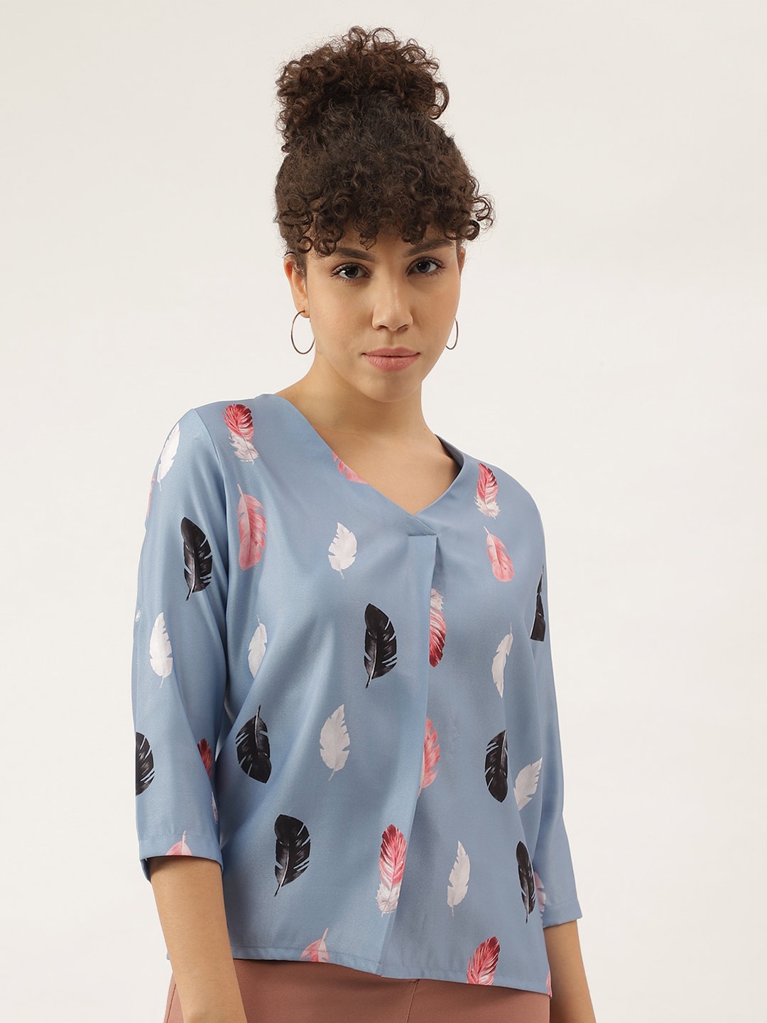 

AAHWAN Conversational Printed V-Neck Top, Blue