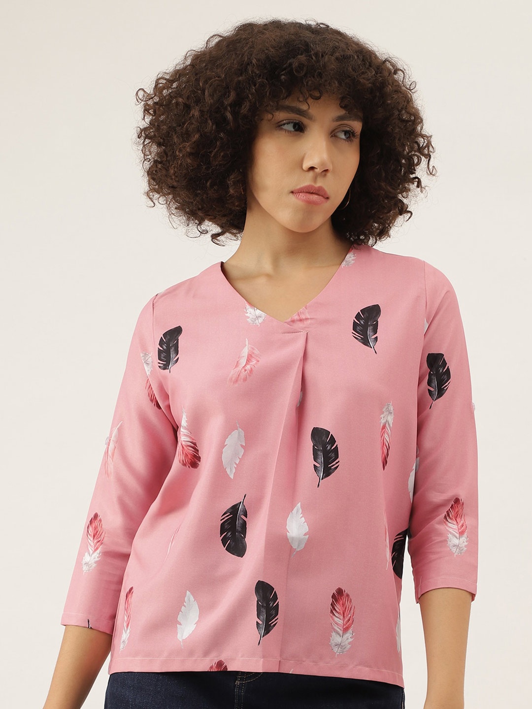 

AAHWAN Conversational Printed V-Neck Top, Pink