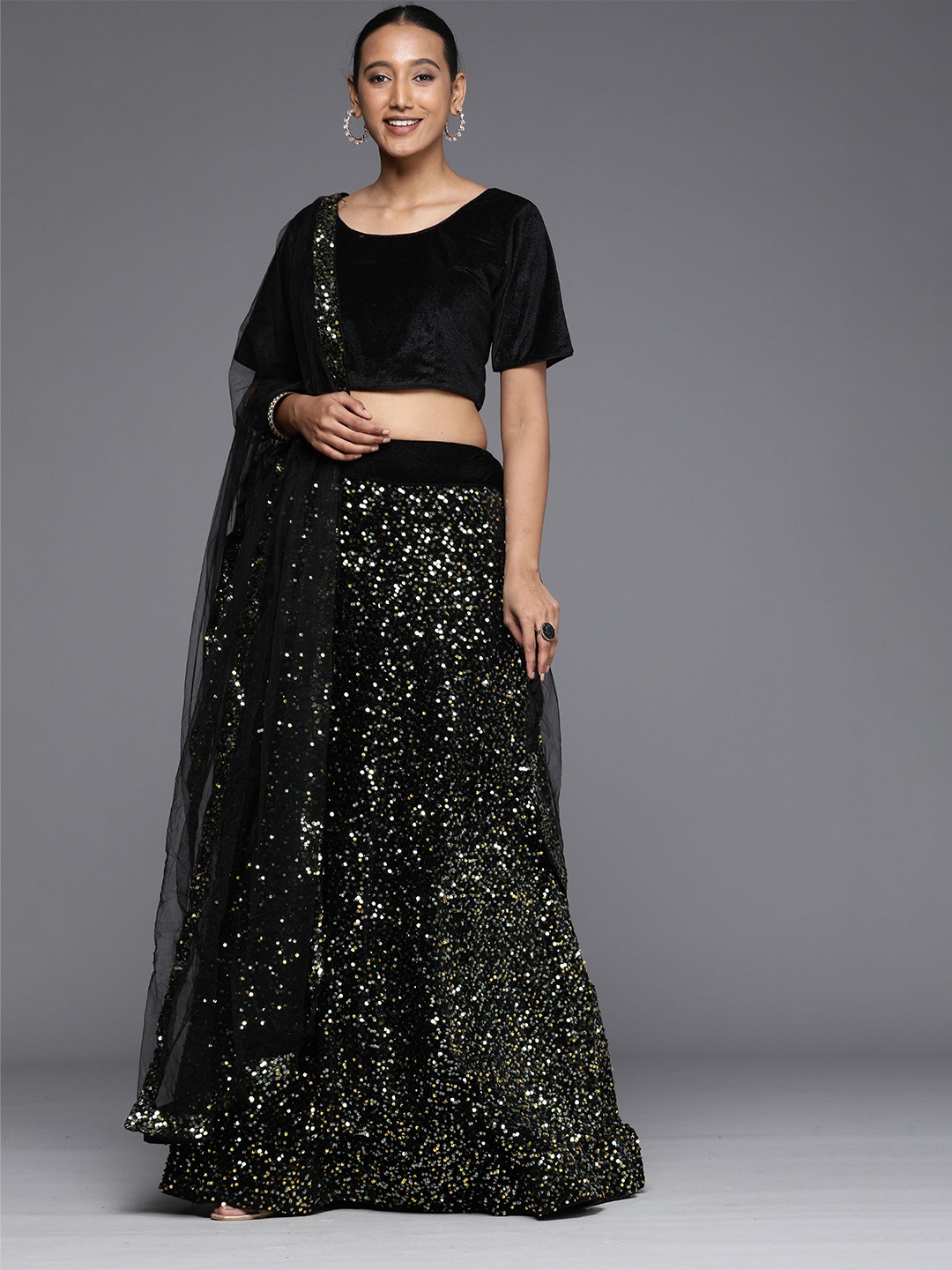 

MANVAA Embellished Sequinned Semi-Stitched Velvet Lehenga & Unstitched Blouse With Dupatta, Gold