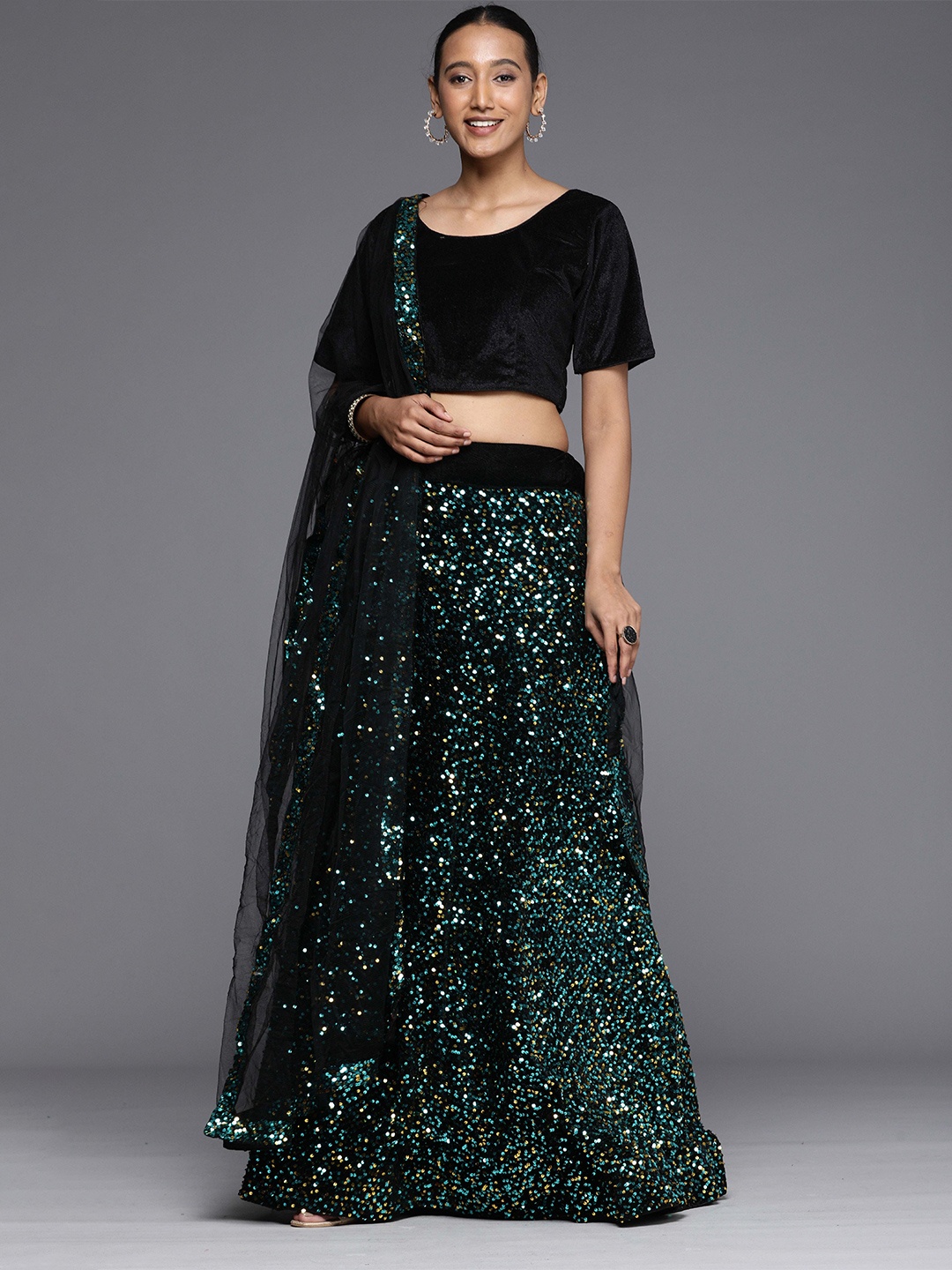 

MANVAA Embellished Sequinned Semi-Stitched Lehenga & Unstitched Blouse With Dupatta, Gold