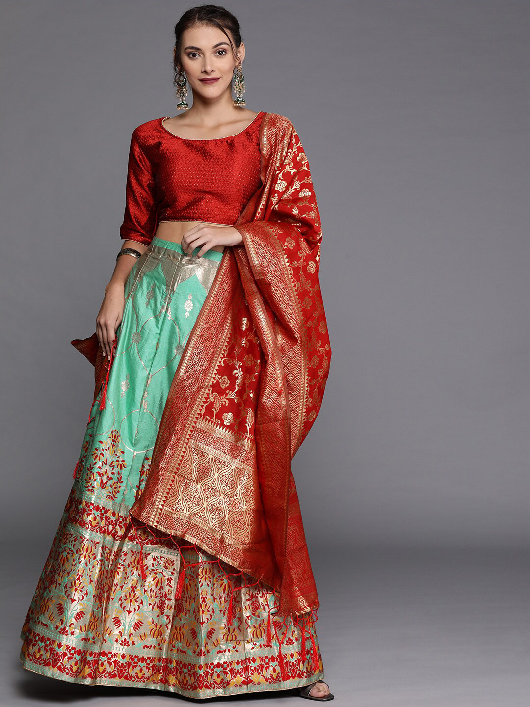 

MANVAA Semi-Stitched Lehenga & Unstitched Blouse With Dupatta, Green