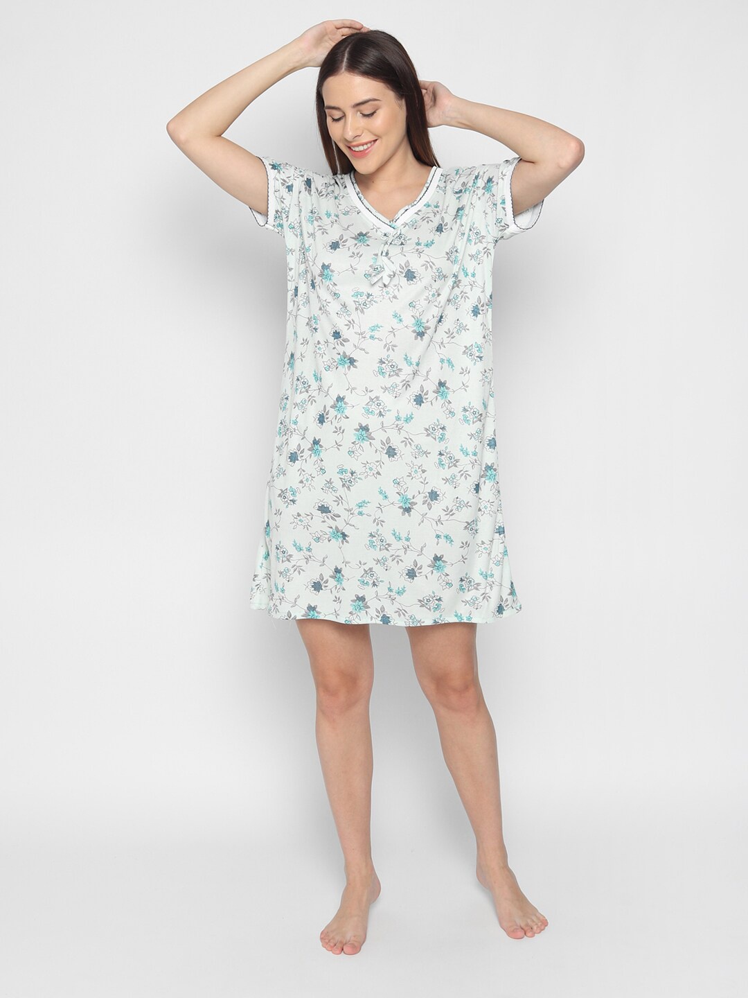 

Noty Floral Printed V-Neck Nightdress, White