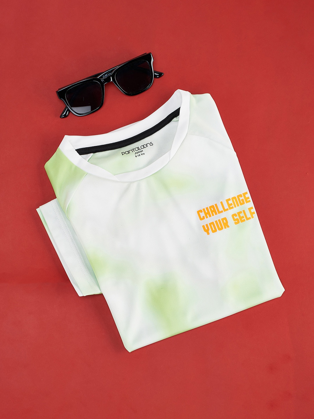 

Pantaloons Junior Boys Tie & Dye Raglan Sleeves T-shirt, White