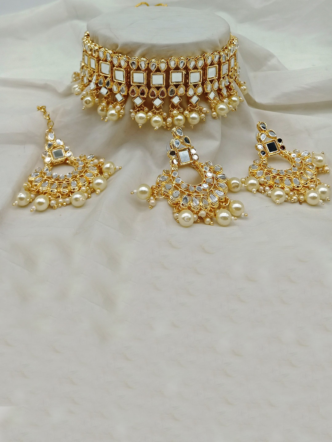 

AASHISH IMITATION Gold-Plated Mirror Necklace & Earrings With Maang Tika