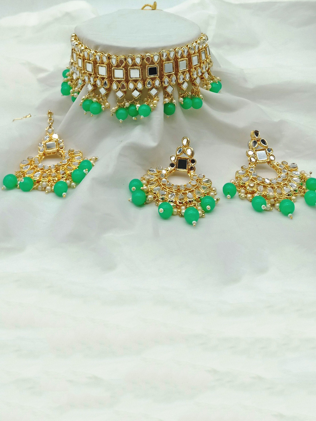 

AASHISH IMITATION Gold Plated Studded Necklace & Earrings With Maang Tika