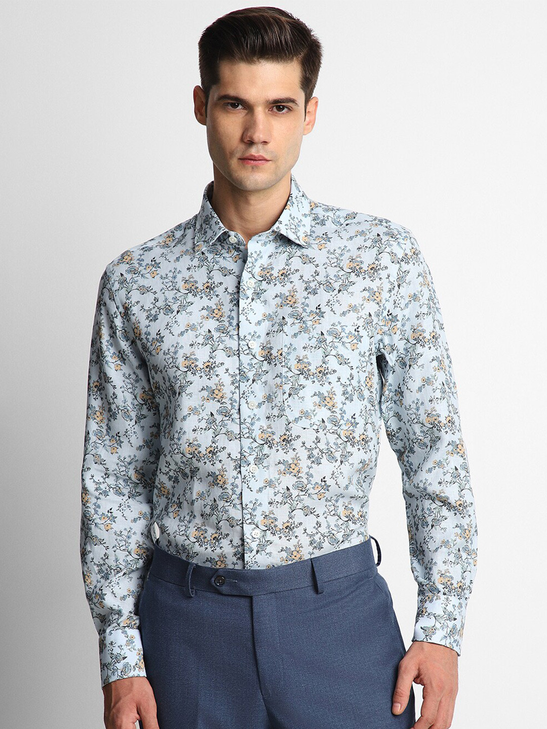 

Luxure by Louis Philippe Slim Fit Floral Printed Pure Linen Formal Shirt, Blue