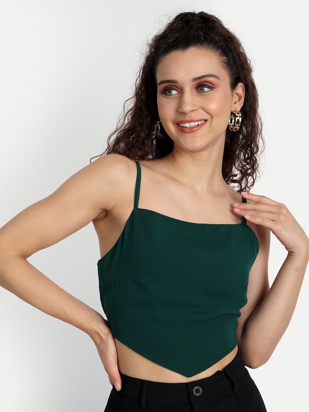 

ESSQUE Square Neck Shoulder Straps Regular Crop Top, Green