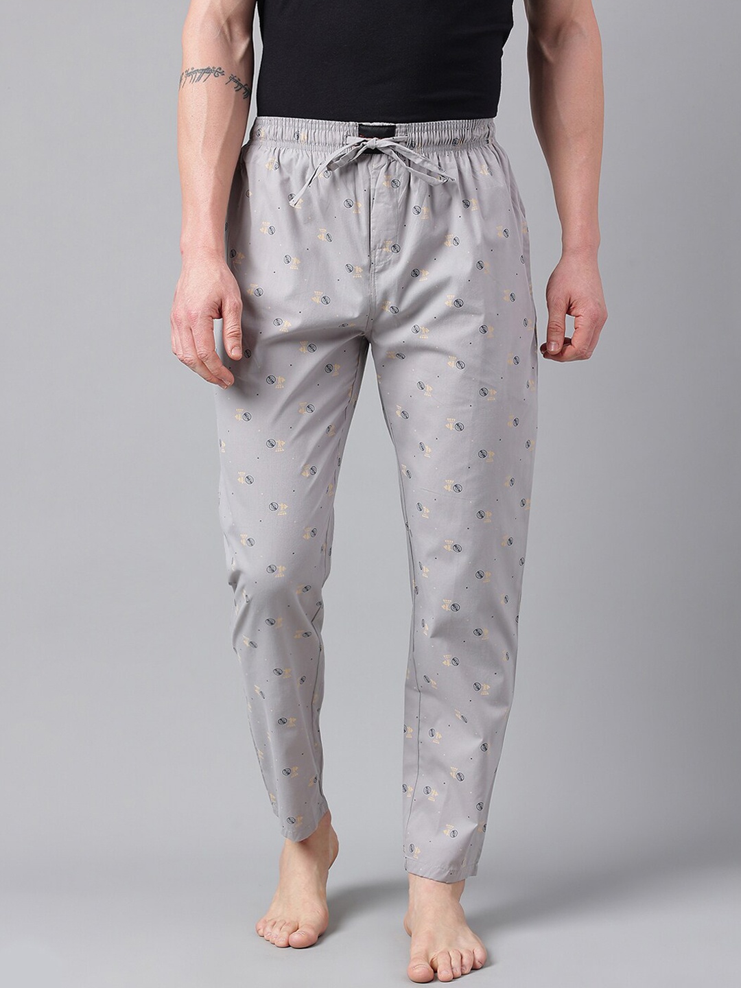 

FLAMBOYANT Men Conversational Printed Mid-Rise Cotton Lounge Pants, Grey