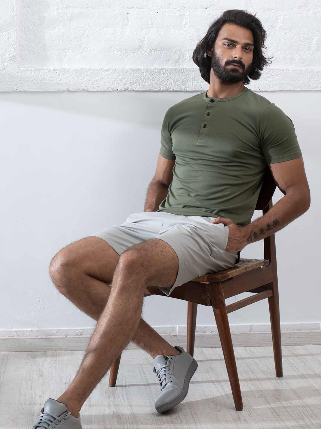 

Beyours Henley Neck Cotton Casual T-shirt, Green